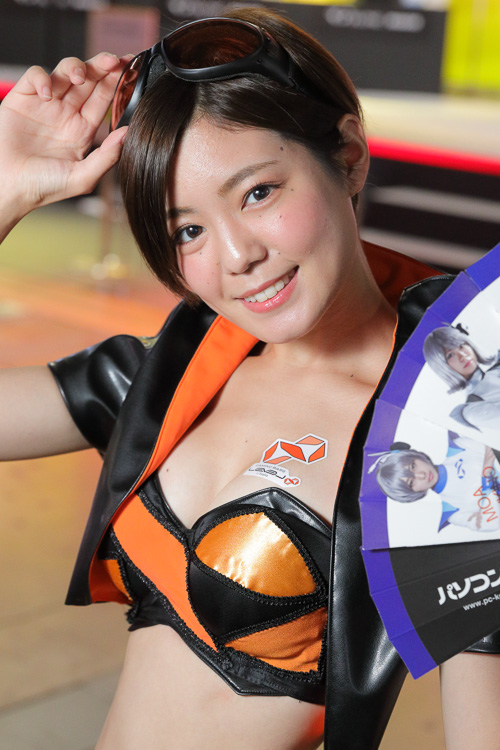 「東京ゲームショウ2019」の会場で見つけた美女コンパニオン