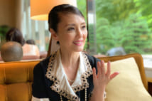 「美」へのこだわりを語る真行寺君枝(撮影/内海裕之)