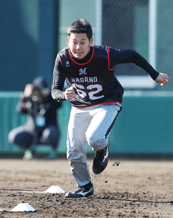 小林雅英は期待するロッテ・永野将司（写真／時事通信フォト）