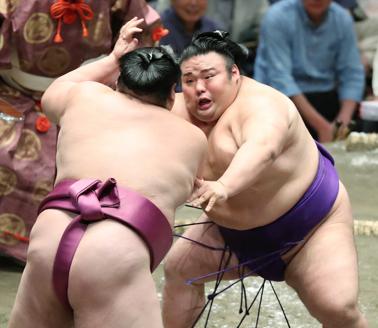 左利きだけに影響は大きそうだが…（写真／時事通信フォト）