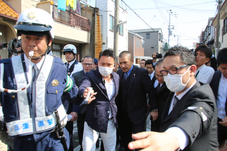 絆會の織田絆誠会長