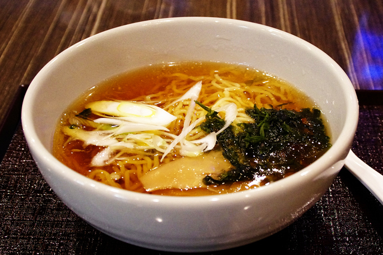 ドーミーイン名物の「夜鳴き蕎麦（夜食ラーメン）」