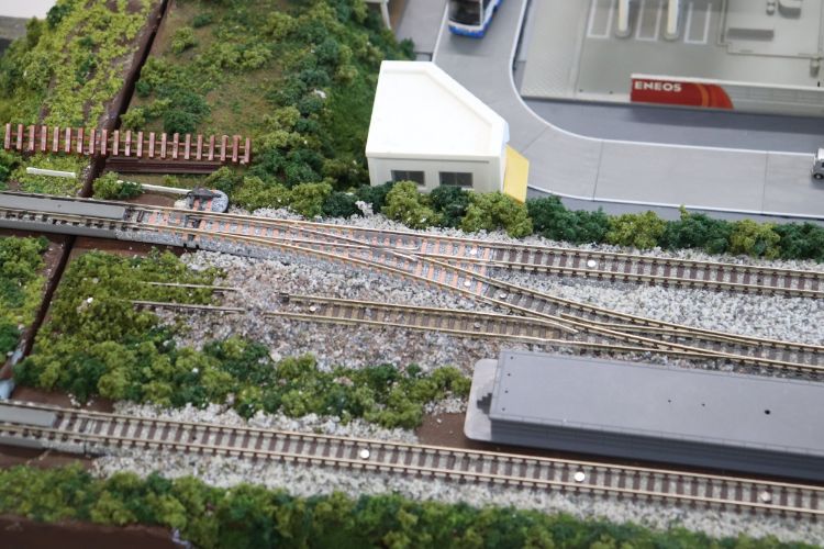 名城大学の鉄道模型ジオラマ。側線を再現している（筆者撮影）