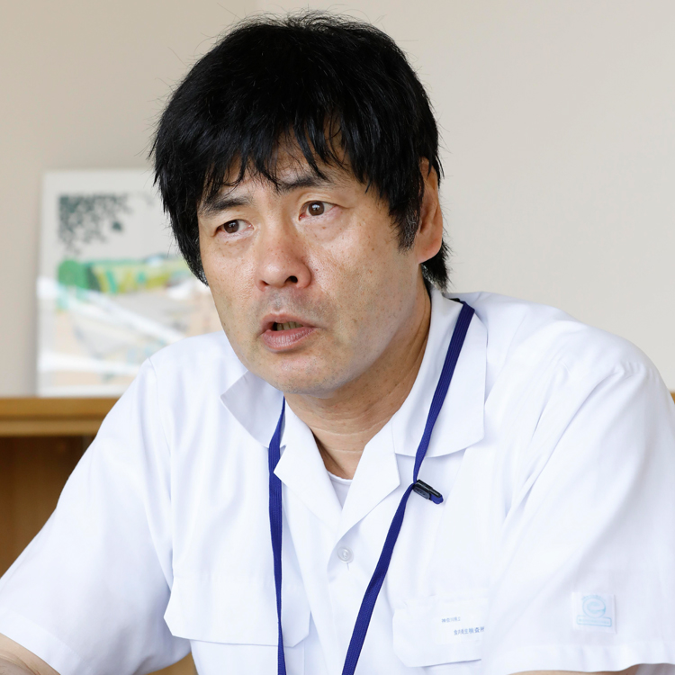 殺処分設備のない動物愛護センターの開設がなぜ可能だったかを語る上條氏（撮影／高橋進）