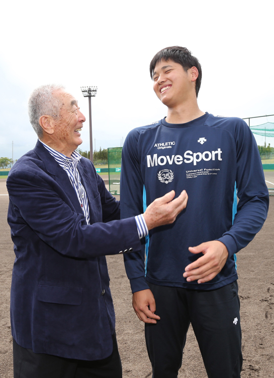 春のキャンプ取材で大谷翔平を直撃（2015年）