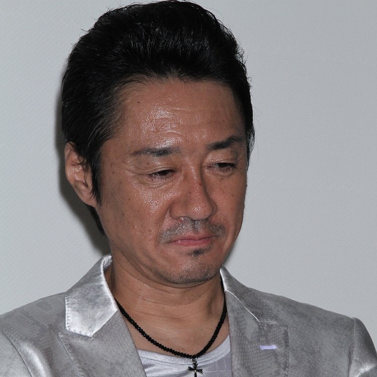 俳優として活躍が続く大友康平