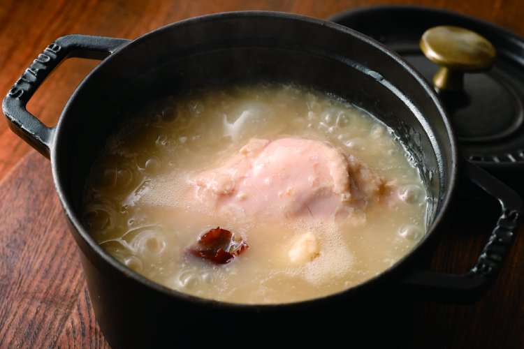 青木養鶏場生産直売店チキンハウス『参鶏湯』