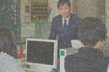 職員室で何が?(写真はイメージ)