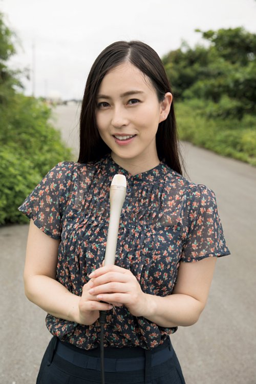 マイクを持ったこんなシーンも