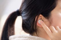ワイヤレス、有線、併用…、イヤホンコードに翻弄される人たちの選択