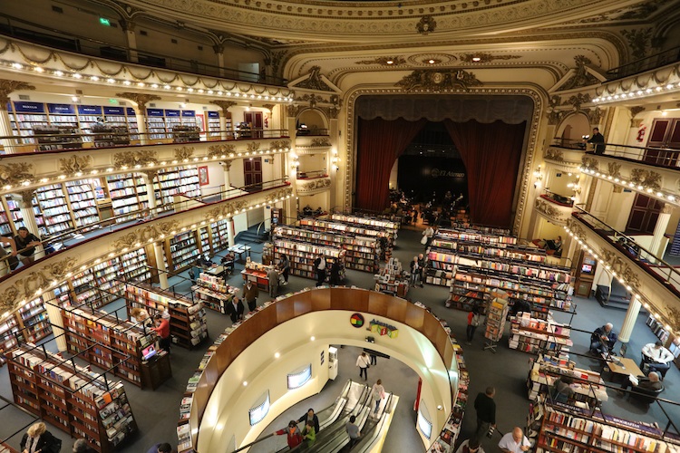 アルゼンチン・ブエノスアイレスの書店・エルアテネオグランドスプレンディッド（Getty Images）