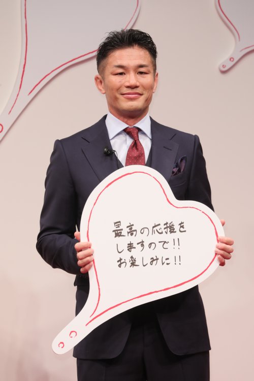 「贈りたい一言」を書いたラグビー元日本代表・広瀬俊朗氏