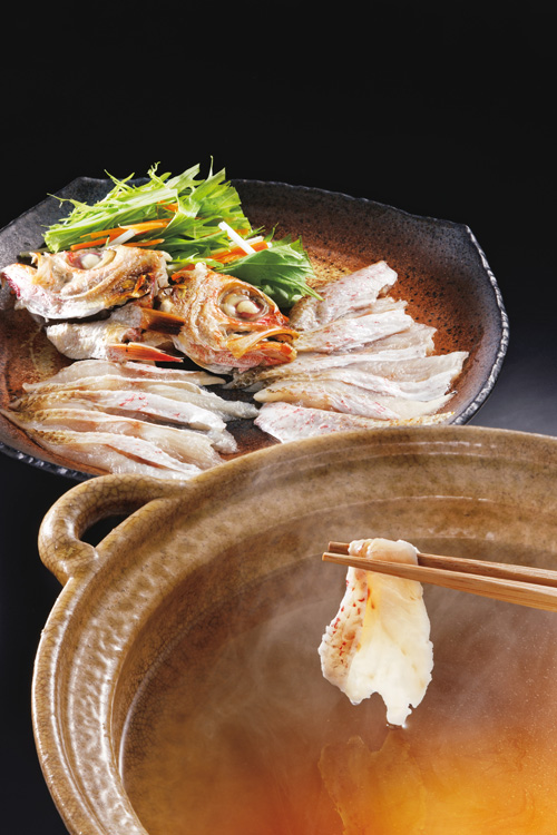 脂が乗ったノドグロの旨味と絶品出汁が素晴らしいノドグロしゃぶしゃぶ