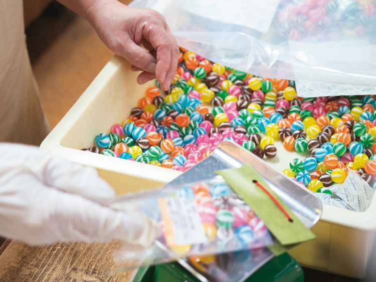 菓子屋街は明治から続く