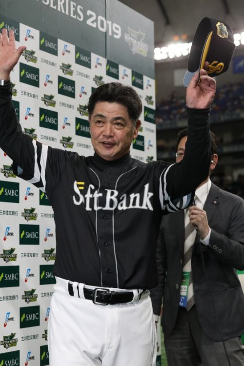 データを重視するといわれる工藤監督(撮影/山崎力夫)