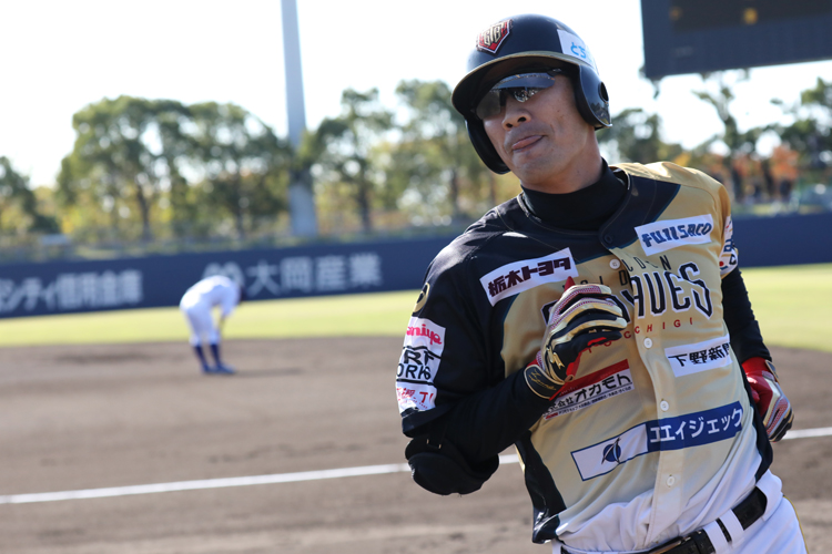 元メジャーの西岡剛は4打数無安打