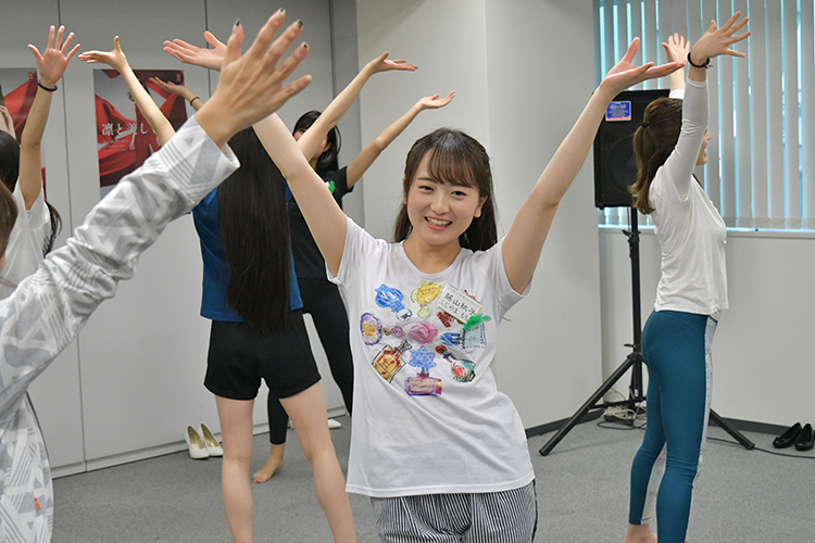アイドルコピーダンスが趣味という慶應大学の藤山桃子さん(21)