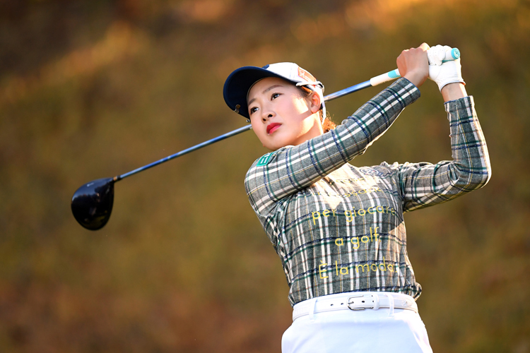 新世代の飛ばし屋の松田鈴英はなぜ飛ばせるのか（写真／Getty Images）