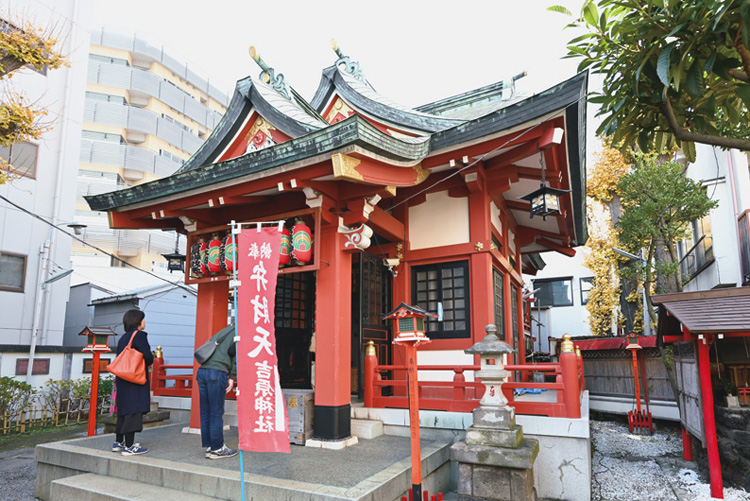 吉原遊廓にも近い吉原神社