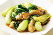 かきと青菜の炒めもの(撮影/菅井淳子)