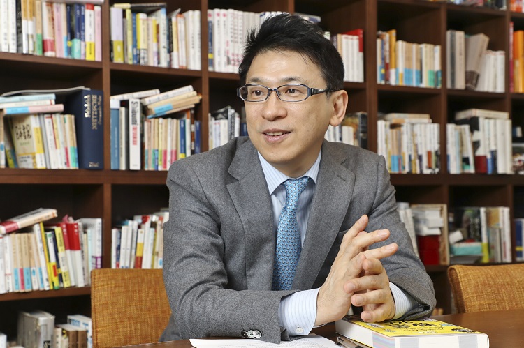 「活字を読んで興奮できるのは、頭がいいってこと」（齊藤孝氏）