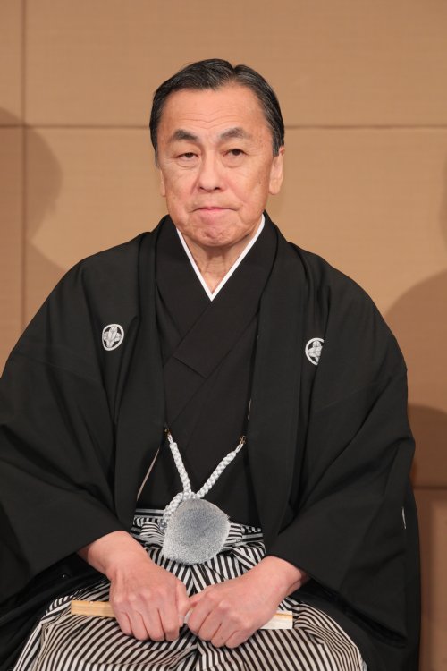 舞台『罪のない嘘』に出演する佐藤B作