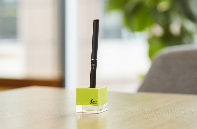 加熱式たばこをペン立てのように！