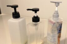 詰め替えボトルは本当にエコ? 利用者たちの思わぬストレス
