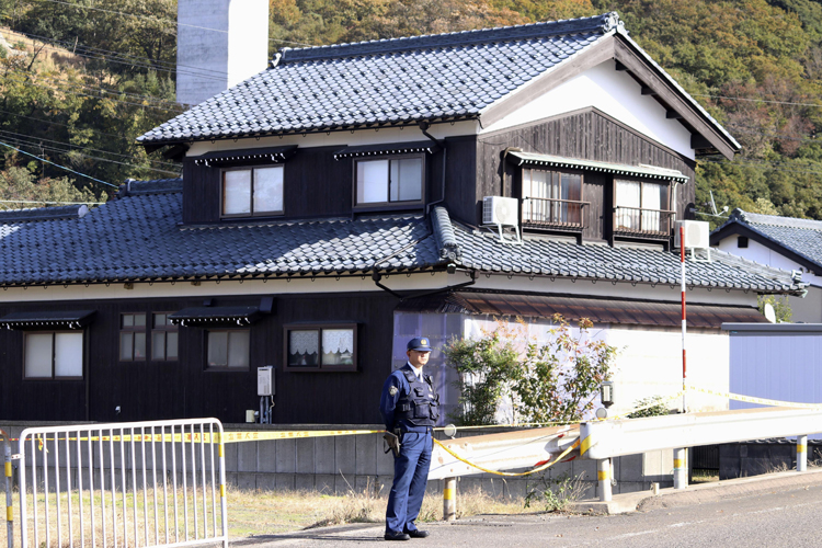 現場となったのは長閑な集落にある家（写真／共同通信社）