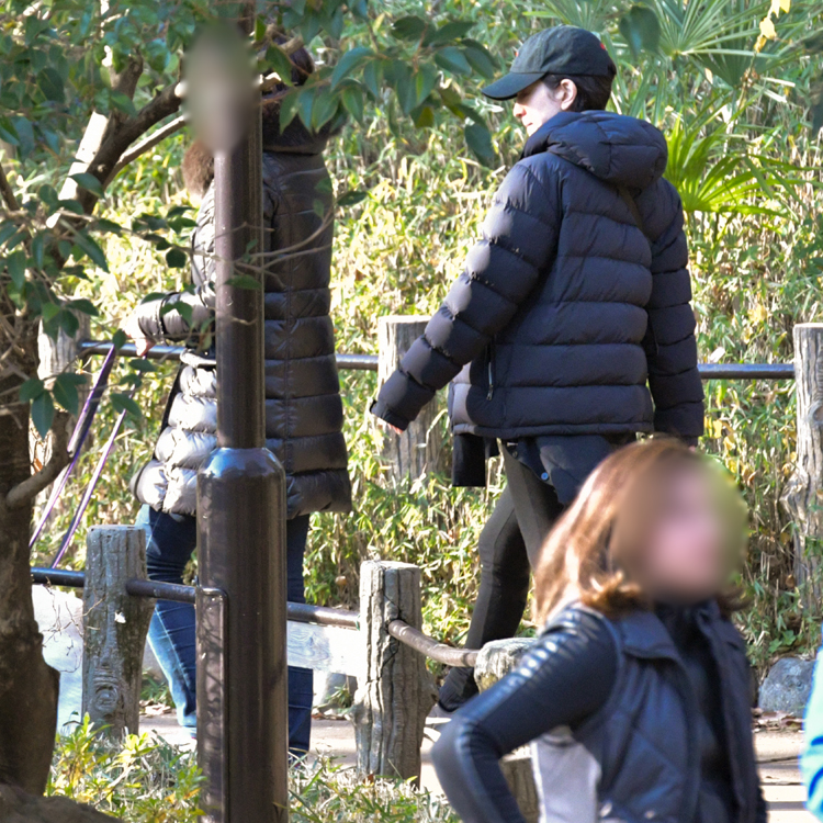 散歩をする滝クリ