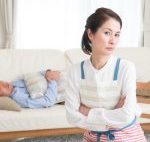 夫が家にいるのが耐えられない…それって「主人在宅ストレス症候群」かも