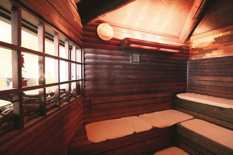 『東京ドーム天然温泉　スパ　ラクーア』は4種類のサウナがある