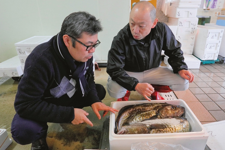 さかた海鮮市場にて