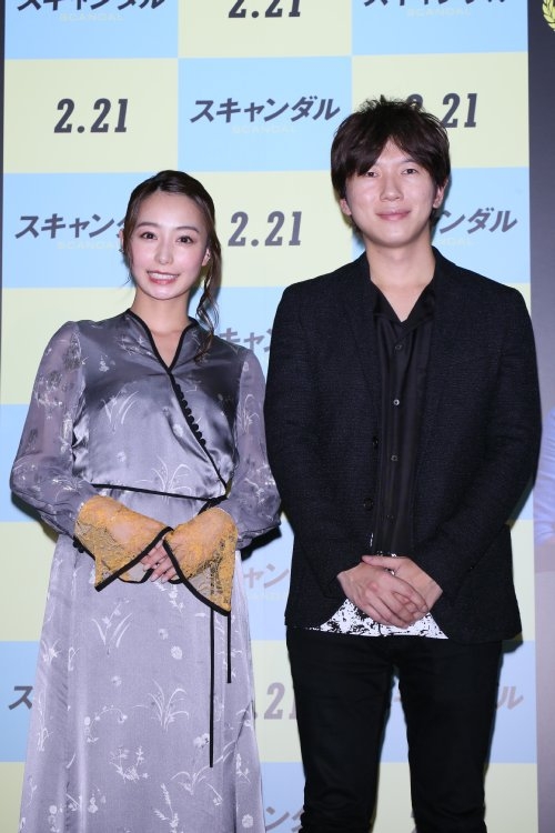 映画『スキャンダル』の公開記念イベントに登場した宇垣美里アナと古市憲寿氏