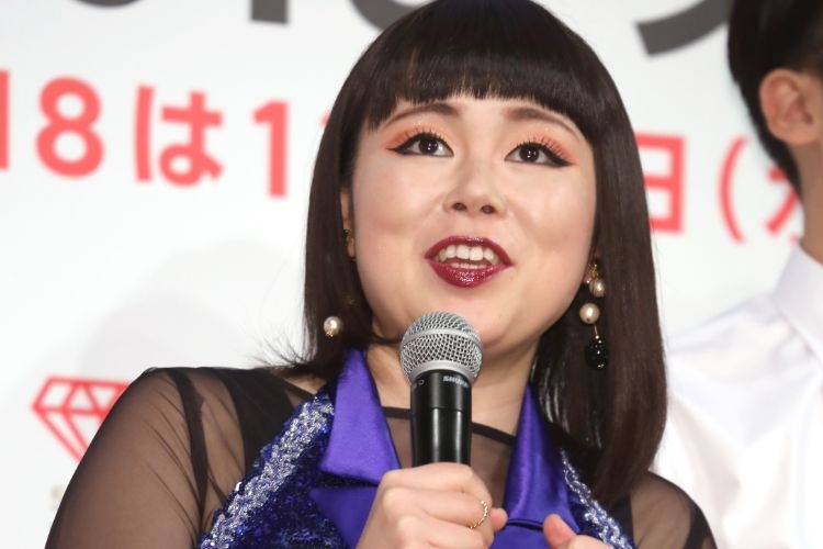 ブルゾンちえみ 海外挑戦を決意 事務所退社含め真剣交渉中 Newsポストセブン ブルゾンちえみ 海外挑戦を決意 事務所退社含め真剣交渉中 Newsポストセブン