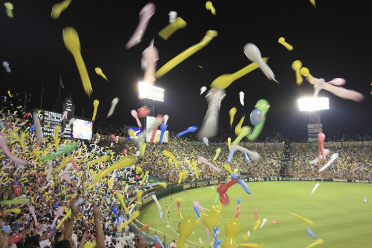 甲子園は熱狂的な応援で有名だが…