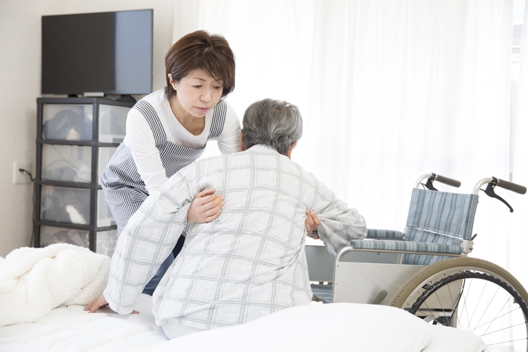 施設での楽しみは「食事」と答える高齢者は多い（写真はイメージ）