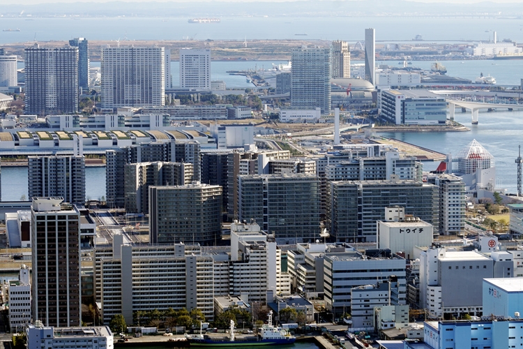 五輪後に4000戸超の分譲マンションが誕生する晴海の選手村だが…（時事通信フォト）