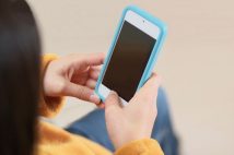 子供がスマホでずっと動画ばかり見る… 親が注意すべき点は?