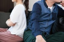 コロナで深まる夫婦の溝 「俺の方が給料高いからお前休め」