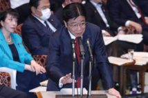 外出自粛に協力呼びかけ 加藤厚労相「大変大事な時期だ」