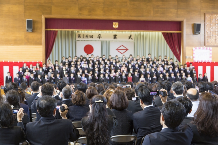 卒業式の思い出は人それぞれ（写真はイメージ）