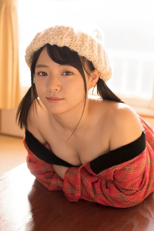 葉月ありさが青森弁全開で大胆な姿を披露