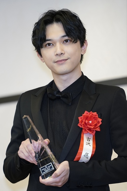 ドラマや映画に引っ張りだこだった吉沢亮（時事通信フォト）