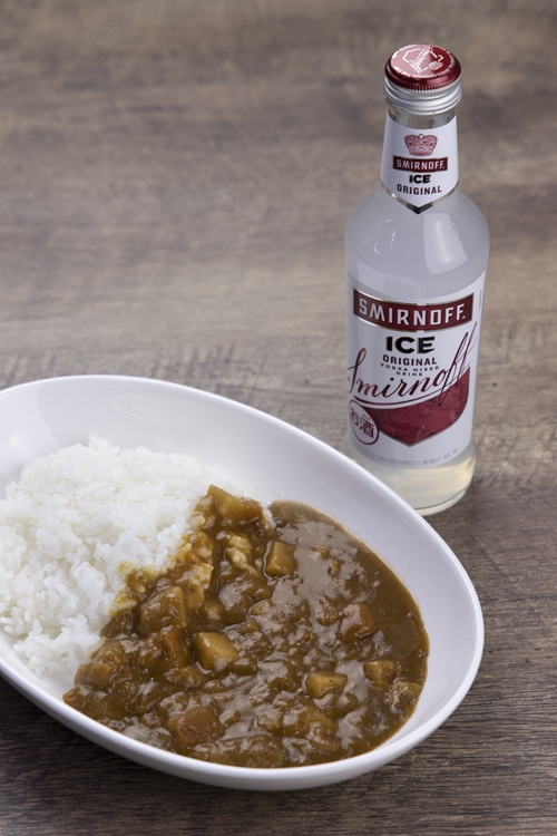 コンビニカレーをワンランクアップさせる方法は？