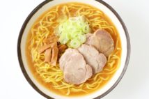 札幌で愛される王道のみそラーメン。札幌・『すみれ』