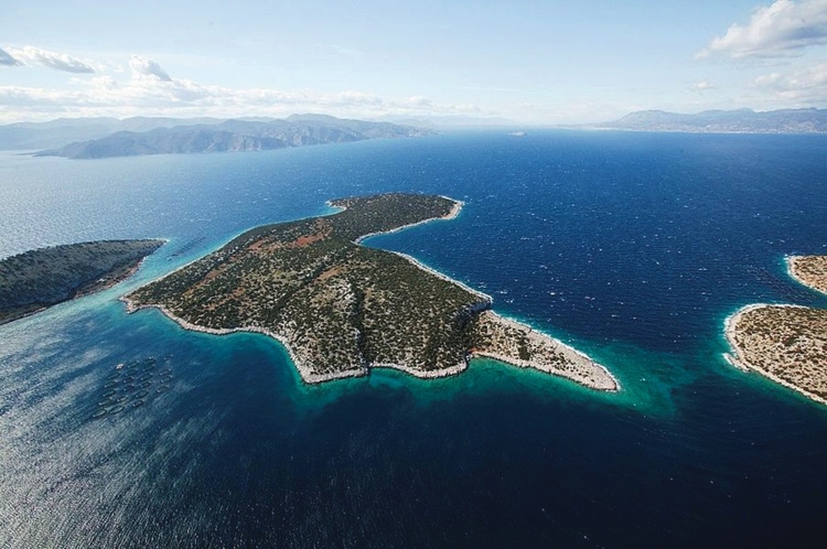 ギリシャのアギオス・トーマス島