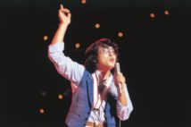 1978年の世界歌謡祭でグランプリ（時事通信フォト）