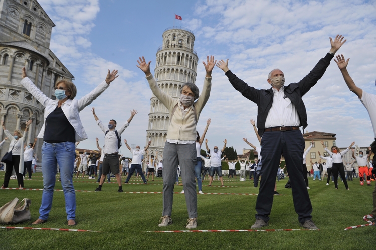 イタリアでは医療従事者を励ますため「フラッシュモブ」が行われることもしばしば（写真／Getty Images）