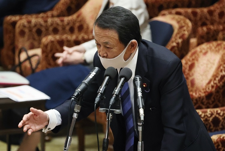 麻生太郎氏は今年の9月で80歳になる（時事通信フォト）